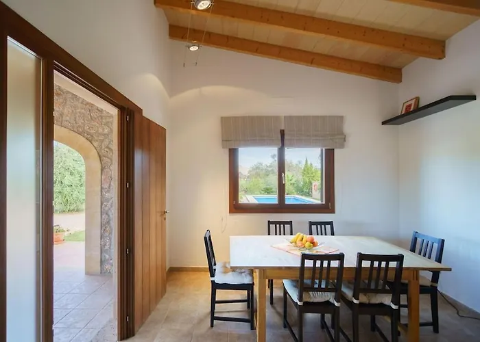 Antonia, * Pollença